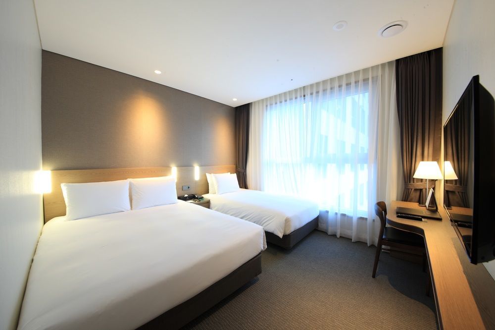 Ibc Hotel Dongdaemun Сеул Екстер'єр фото